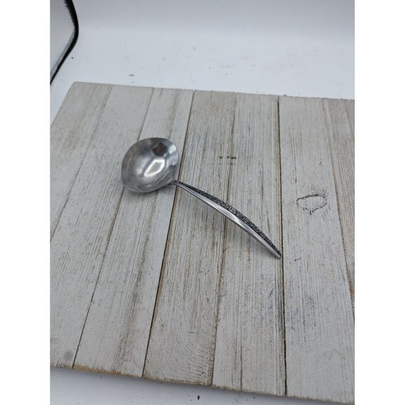 Vintage Japan Coventry JH Bouquet Stainless Gravy Ladle 6 1/2" - Picture 1 of 7